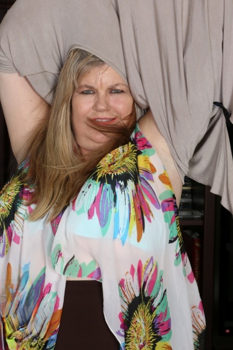 bbw in milf leggings hot sex galleries
