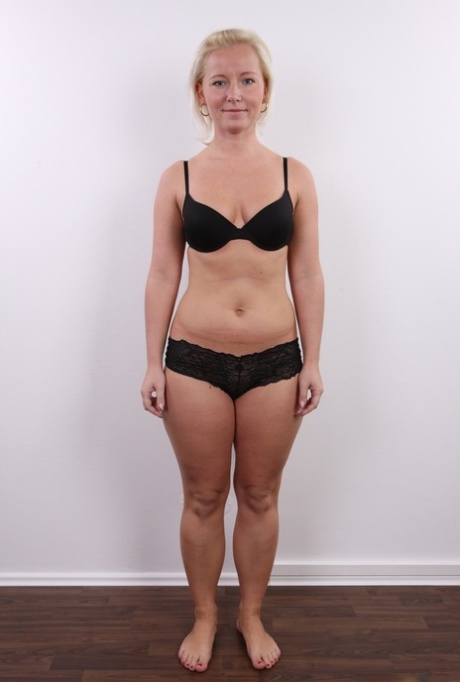 thick legs and wide hips fuck yeah curvy girls sexy nudes pics
