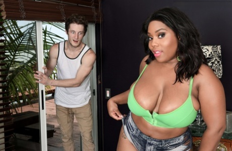 thick curvy step sis hot sex galleries