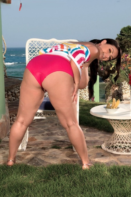 belgium bbw nudes photo