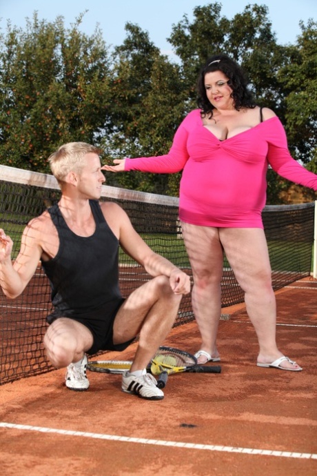 busty bbw milf kimmie kaboom is sucking dick to win votes hd photos