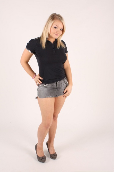 thick nigerian girl nice images