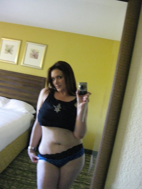 curvy teen knows how to engulf rods beautiful xxx picture