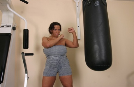 thick granny real inces art nude pics