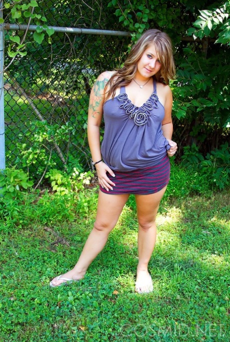 bbw in bikinis art naked pictures