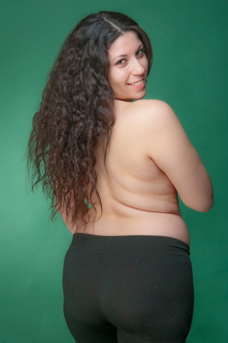 scarlett webb bbw free naked picture