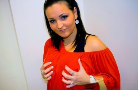 bbw delivery pretty pics