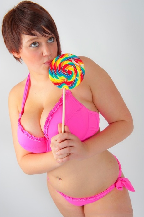 curvy anni art naked image