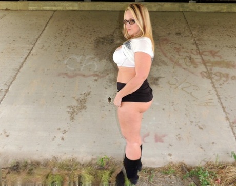 hella thick ass sluts porn nudes picture