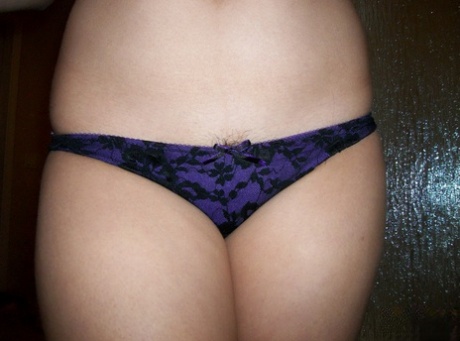 fat ass girlfriend hot naked photo
