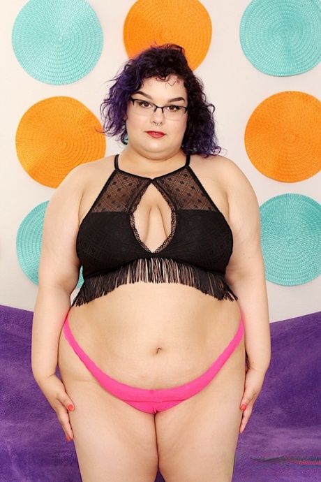 curvy tan girl best archive