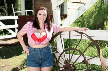 shaundam bbw hot naked images
