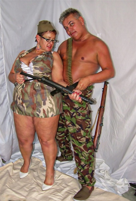 thick iranian free photo