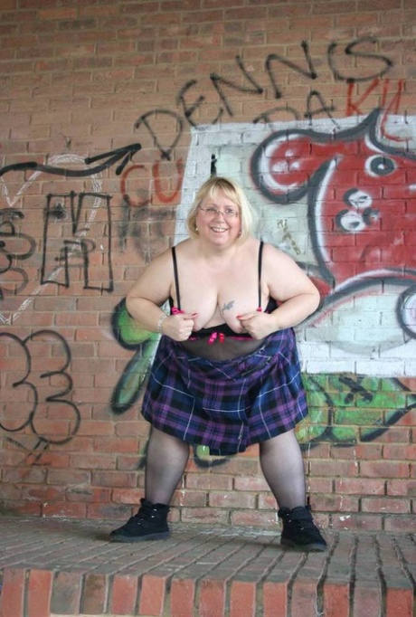 wicked bbw smoking hot nude pictures