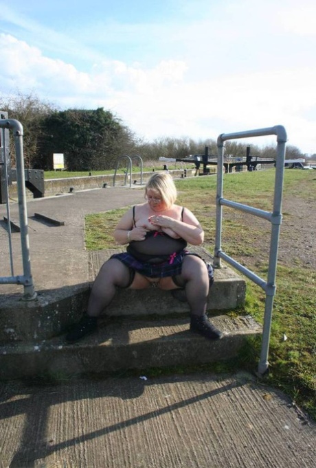 cocode thick nude pictures