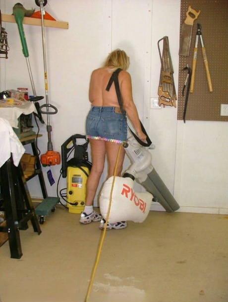 bbw cant pay rent nudes photos