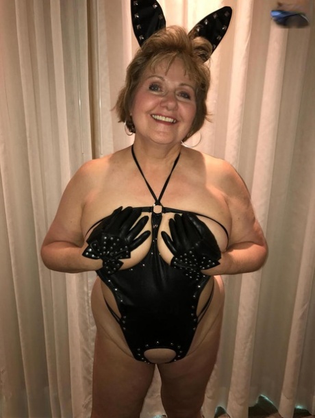 thick white girl stuffed with bbc hot sexy pic