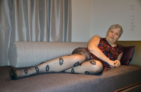curvy mature lady free xxx pics