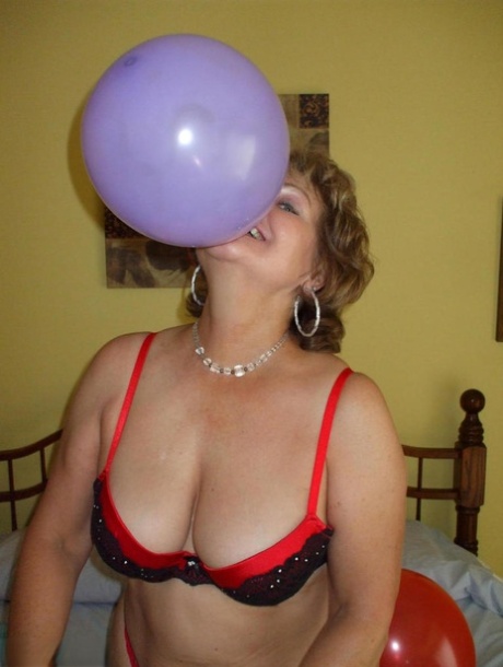 plump mature and her sex students free xxx images