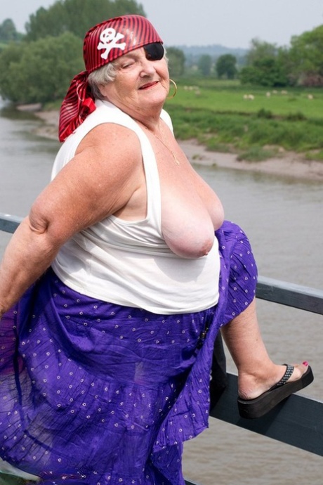 bbw star cherri lust adult picture