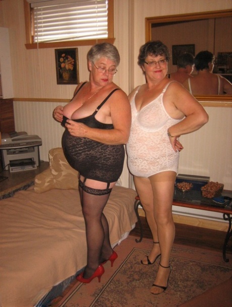 cute czech chicks open up their butts with buttplug and fat dildos exclusive image