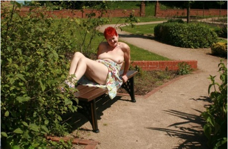 british gilf alisha rydes pleases her plump fanny best img