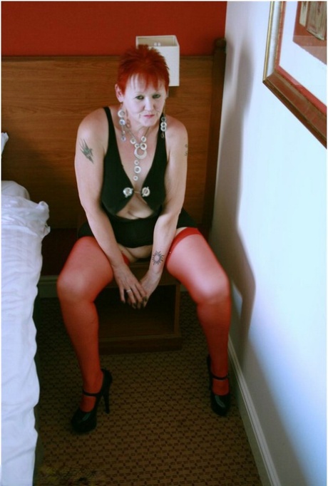 free fat chubby plumper pics nude image