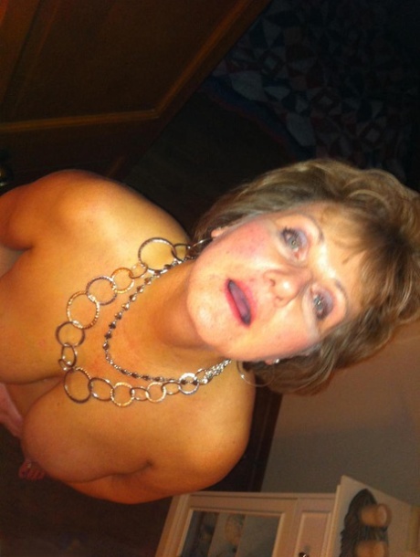 bondage chubby amateur sucking cock top pictures