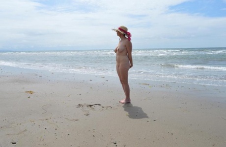 blonde hair bbw free img
