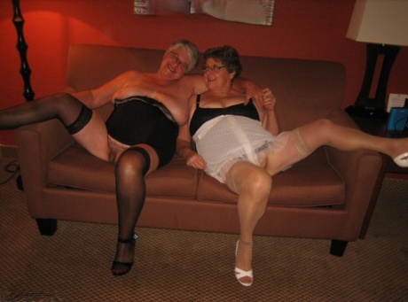 amateur curvy milf hooks up with black guy hot xxx photo