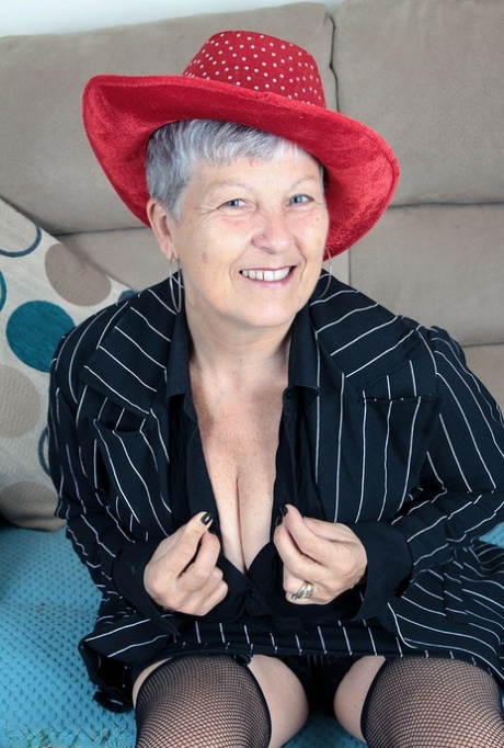 horny fat granny sex hot nude photos
