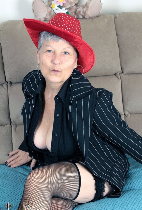 busty fat girls gallery free images