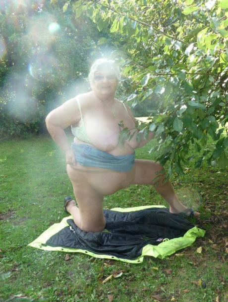 thick leaks xxx archive