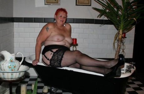 hottest thick top img