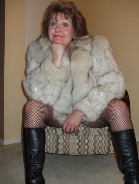 bbw smoking solo beautiful archive
