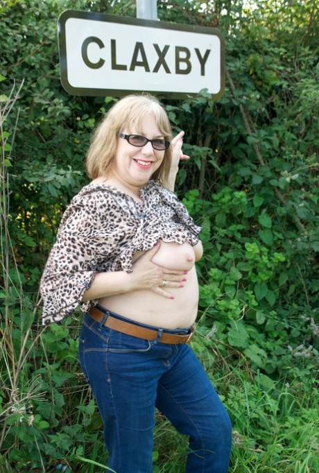 bbw latina fucking and sucking erotic images