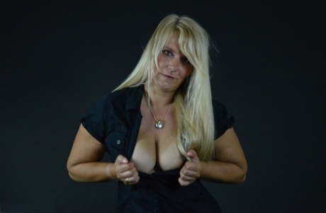 bbw huge tits lesbian pornographic photos
