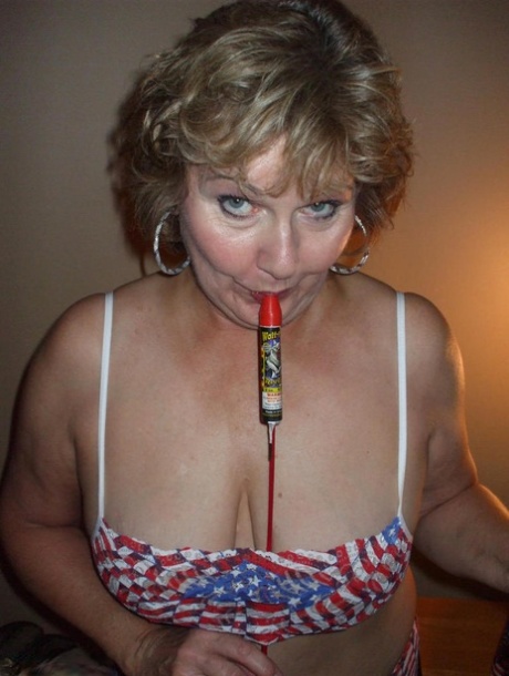 thick muscle mommy exclusive gallery