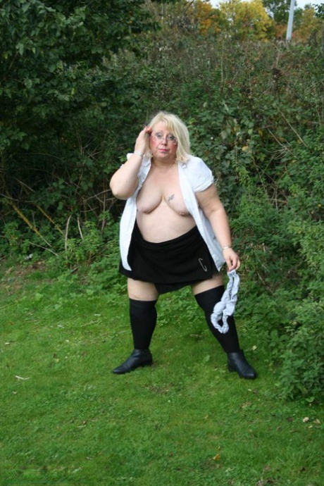 thick wife lingerie pornographic archive