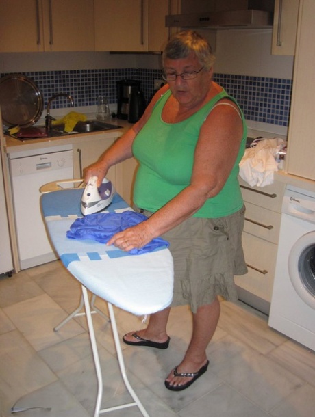 Grandma Libby star sexy gallery