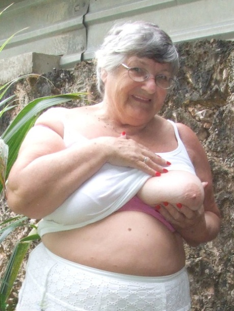 free nude chubby women pix hot xxx pics