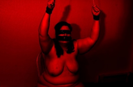 thick latina screaming art porn picture