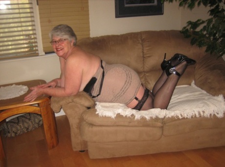 medium fat hot xxx archive
