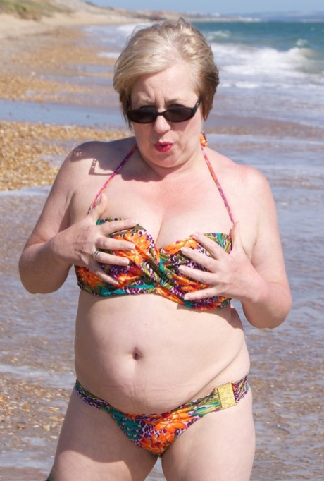 chubby bbw riding to moaning orgasm on top porn galleries