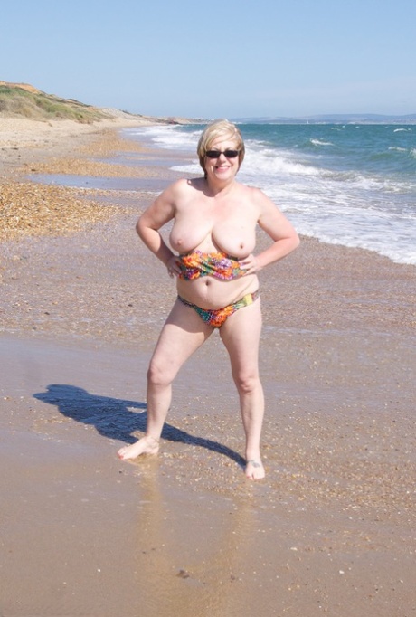 curvy diamond xxx pic