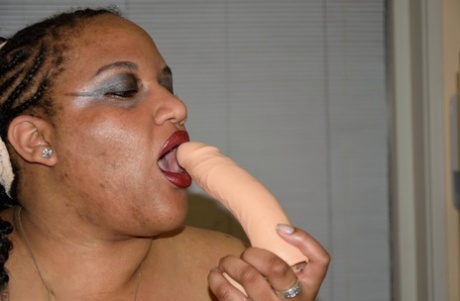 thick asian gilf art nude galleries