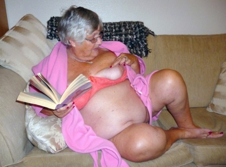 big natural chubby tits hot sex pic