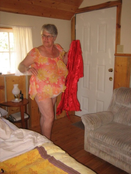 bbw hob art naked image