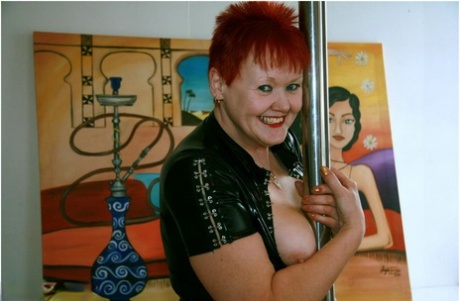 anya olsen busty big ass girl in threesme act pornos photos