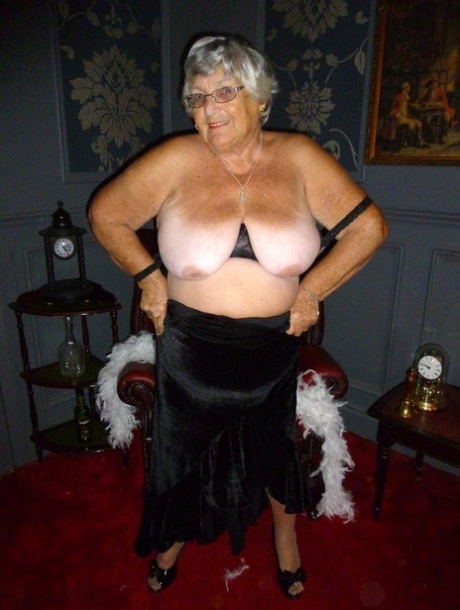 female friendly bbw nude pics